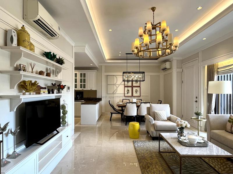 For Sale : 1 Park Avenue; South Jakarta Spacious 2+1 Bedrooms Furnished Apartment with Full Facilities in Kebayoran Baru