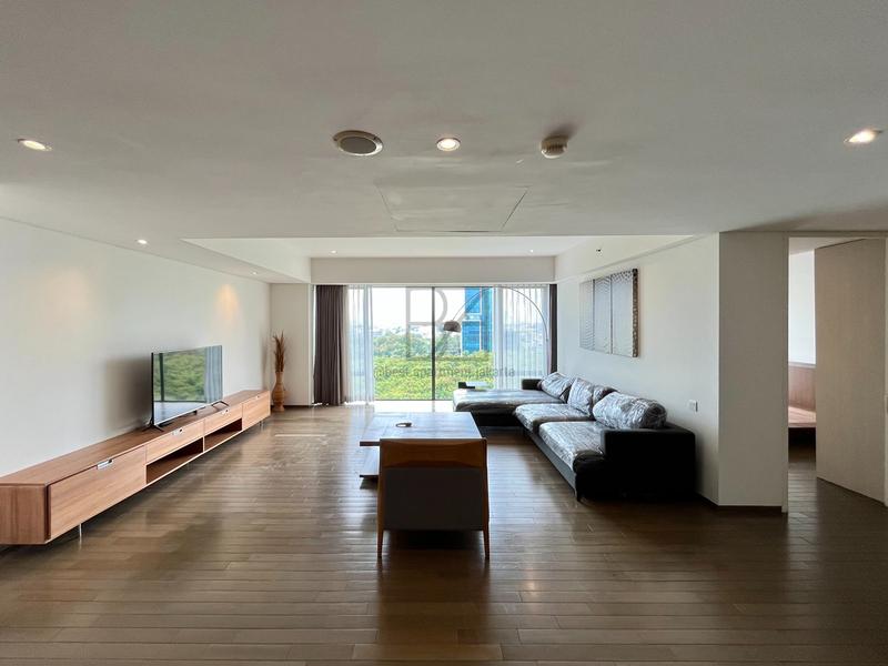 For Sale :  Verde Apartment; A Spacious and Elegantly Furnished 3 Bedroom unit in South Jakarta