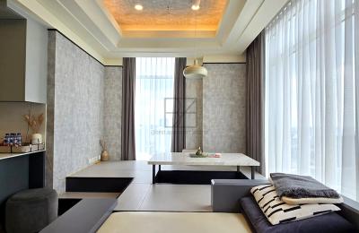 FAST SALE ! South Hills Apartment; Special 2 Bedrooms Unit with Private Lift & Balcony in Prime Location