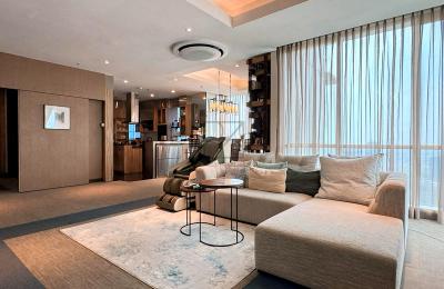 FAST SALE ! The Peak Sudirman Residence; South Jakarta Renovated 2+1 Bedrooms Apartment with Spacious Layout & Balcony