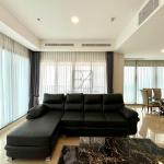 For Sale : 57 Promenade; Central Jakarta Elegant 3 Bedrooms Luxury Apartment with Stunning City View