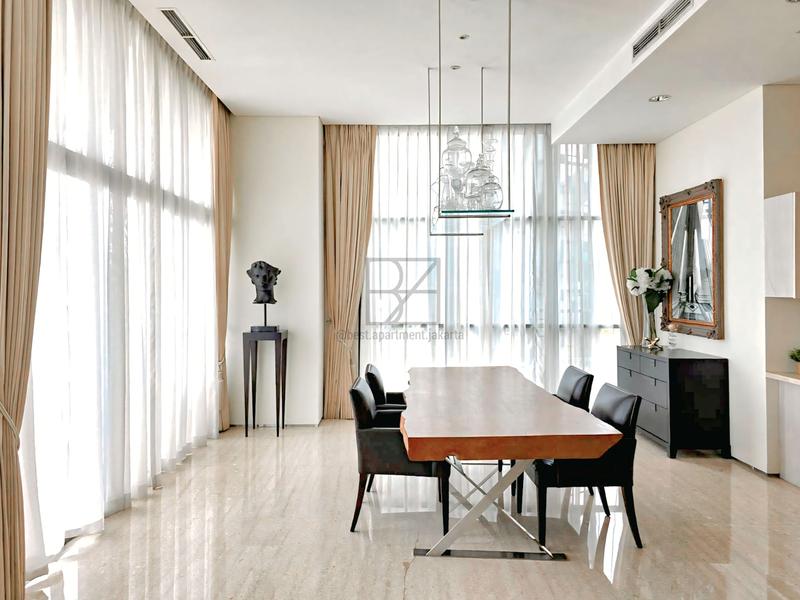 FAST SALE ! Senopati Suites , South Jakarta Prestigious 3 bedrooms Unit in Senopati