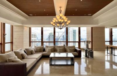 For Sale : Keraton Private Residence; Central Jakarta Ultra-Luxury 3 Bedrooms Residence with Direct Access to Plaza Indonesia