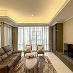For Sale : Botanica Apartment, South Jakarta Spacious 2 Bedrooms Unit with Pool View