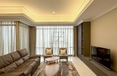For Sale : Botanica Apartment, South Jakarta Spacious 2 Bedrooms Unit with Pool View