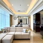 For Sale : South Hills Apartment, South Jakarta Luxury 3 Bedrooms Unit with Private Elevator & City View