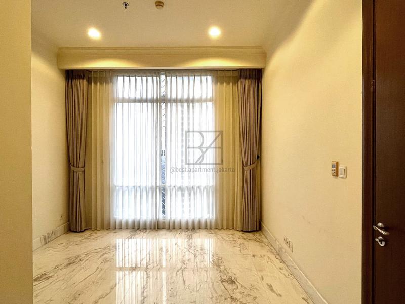 For Sale : Botanica Apartment; South Jakarta Spacious 2 Bedrooms Unit with Kitchen Set and North View