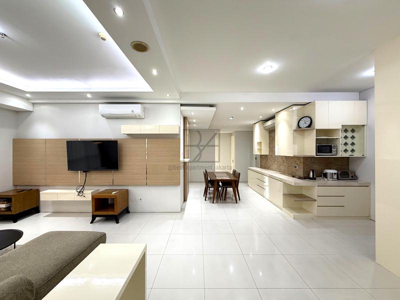 For Sale : 1 Park Residence; South Jakarta Comfortable 3 Bedrooms Unit in a Strategic Location