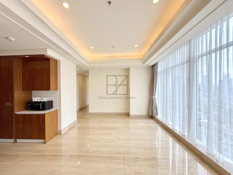FAST SALE ! South Hills, South Jakarta Spacious 3 Bedrooms Unit with Private Elevator in Exclusive Residence