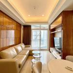 For Sale : South Hills, South Jakarta Comfortable 2 Bedrooms Unit on High Floor with Premium Facilities