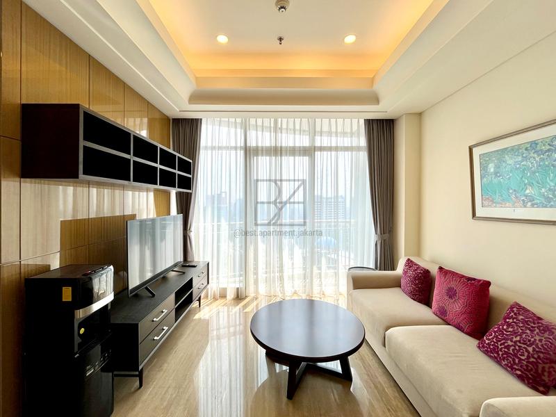 For Sale : South Hills, Jakarta High Floor 1+1 Bedroom Unit with Investment Potential