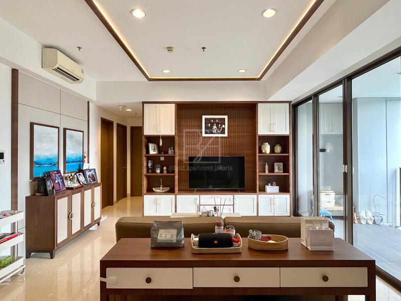 For Sale : 1 Park Avenue, South Jakarta Spacious 2+1 Bedrooms Unit with Flexible Layout
