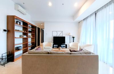 For Sale : 1 Park Avenue, South Jakarta Comfortable 2 Bedrooms Apartment with City View