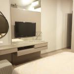 For Rent : 1 Park Avenue, South Jakarta Comfortable 2 Bedrooms Unit with Balcony & Double Lift